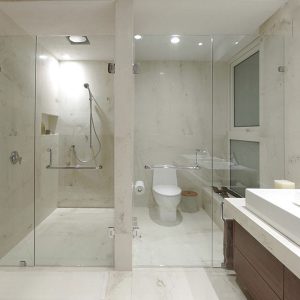 Phòng tắm kính cường lực